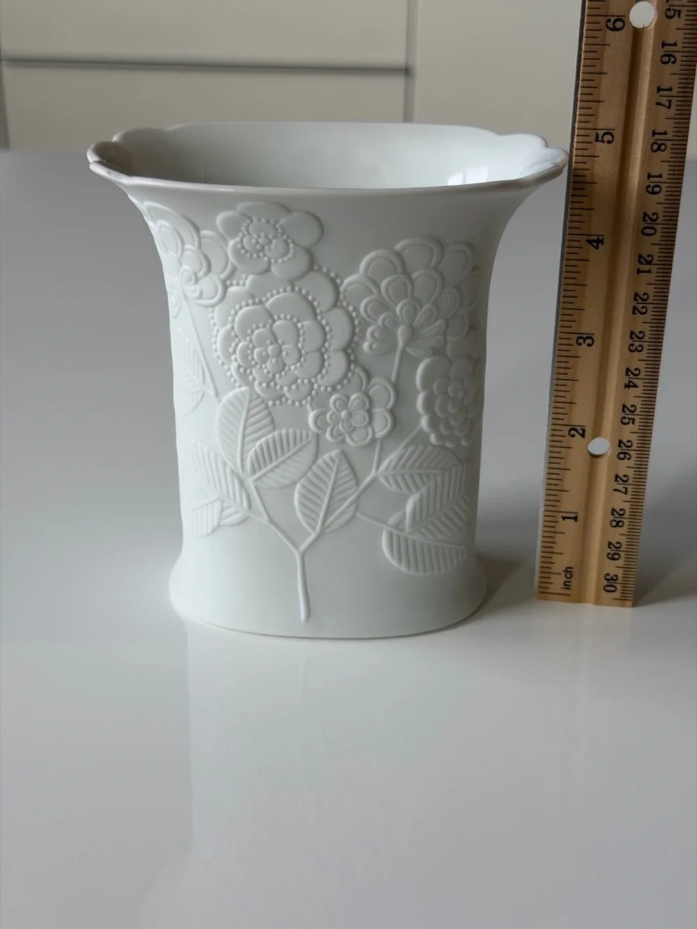 Vintage Kaiser White Matte Bisque Porcelain Floral Vase  - West Germany 4,5”